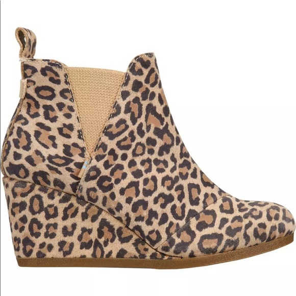 Toms Shoes - TOMS Women's Desert Tan Leopard Suede Kelsy Bootie 10014153, Tan, Size 9.5